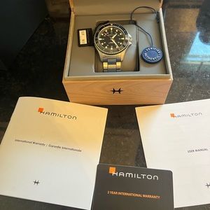 Hamilton Khaki Navy Scuba H82515130